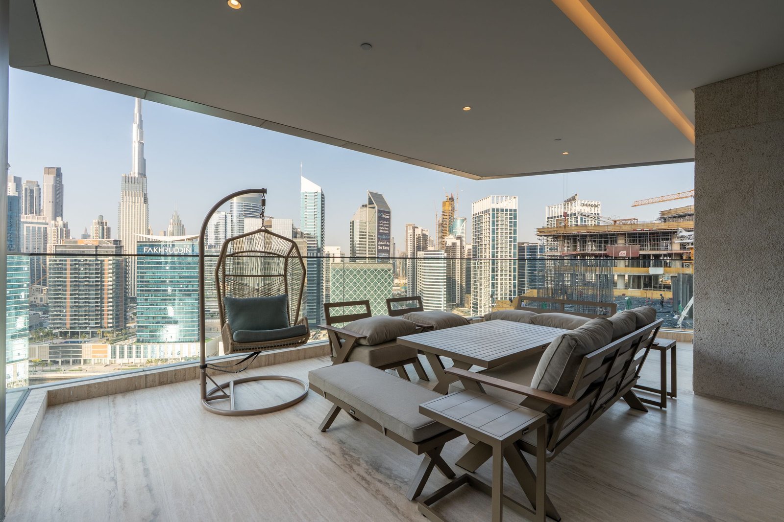 2400