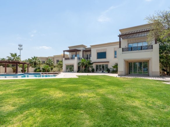 Sector L, Emirates Hills, Dubai