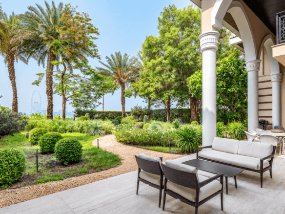 The Crescent, Palm Jumeirah, Dubai
