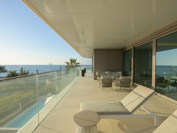 W Residences, Palm Jumeirah, Dubai